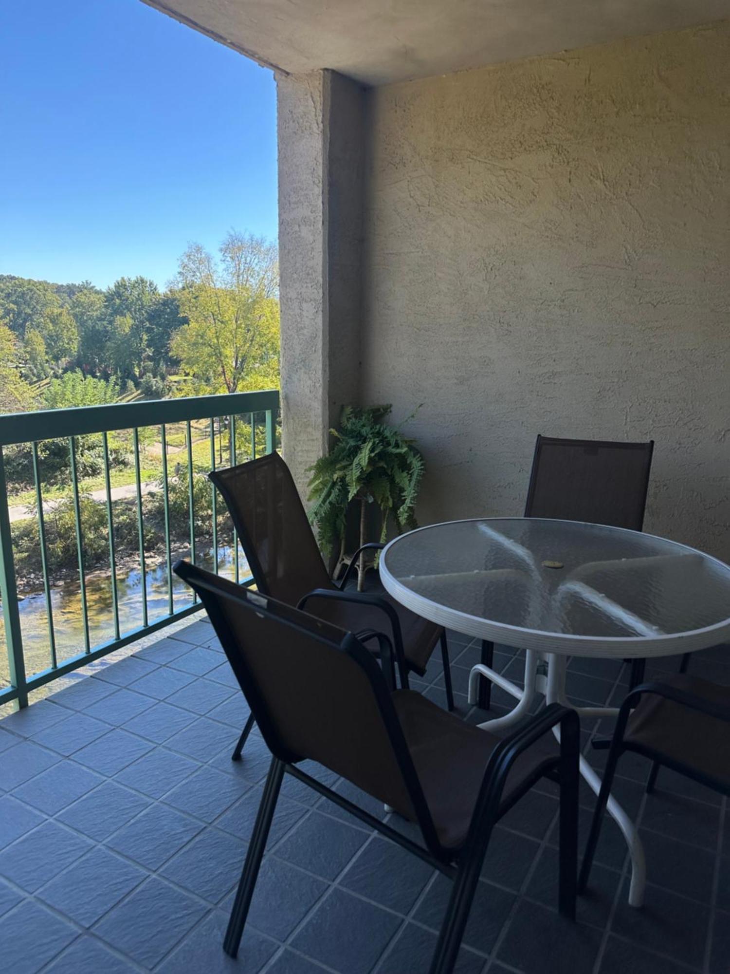 River Place Condos #409 1Bd, 2Bath Pigeon Forge Exterior foto